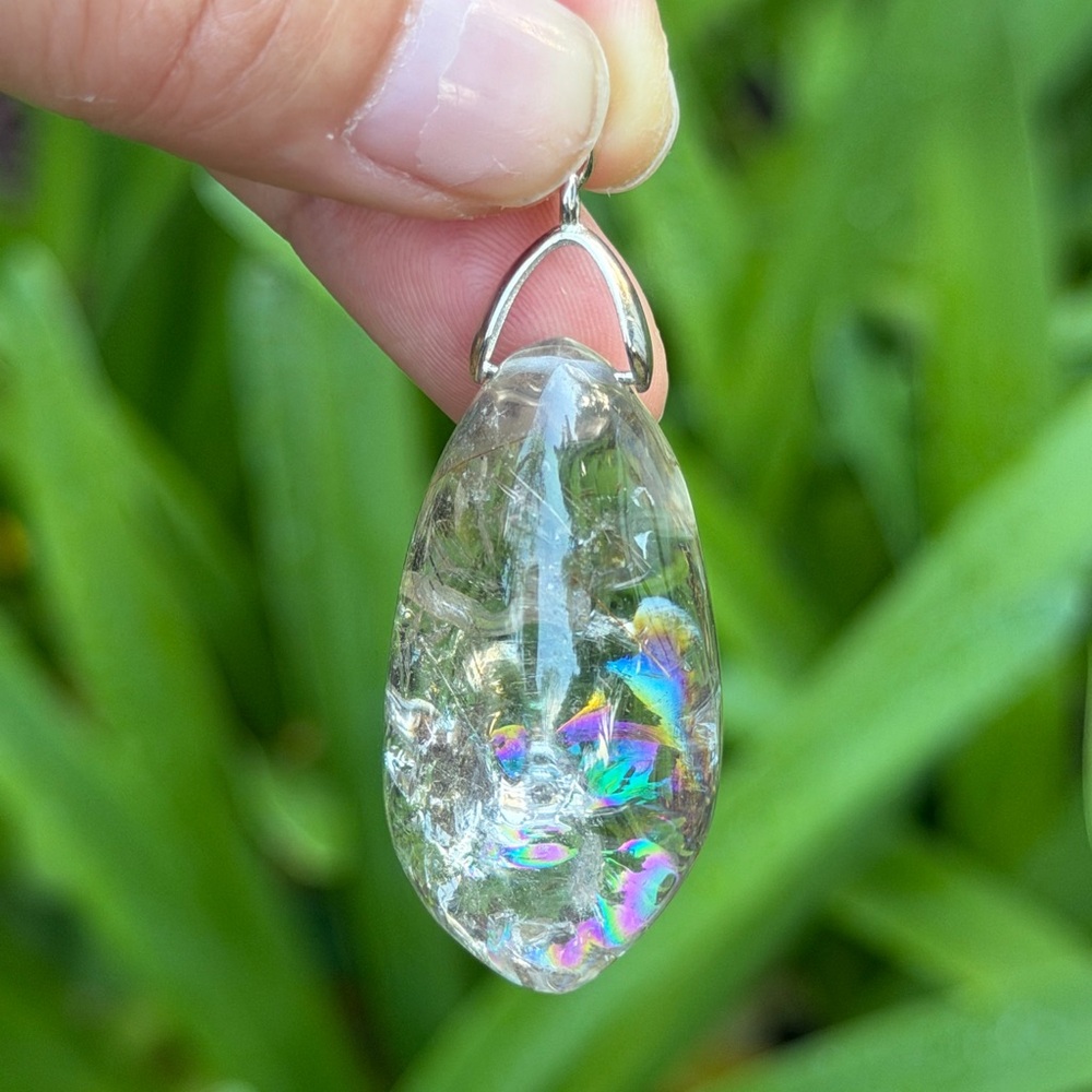 Sterling silver 925‎ stamped chubby light rainbow smoky quartz pendant 0864